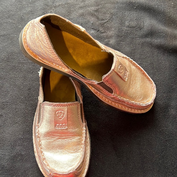 Ariat | Shoes | Ariat Cruisers Rose 